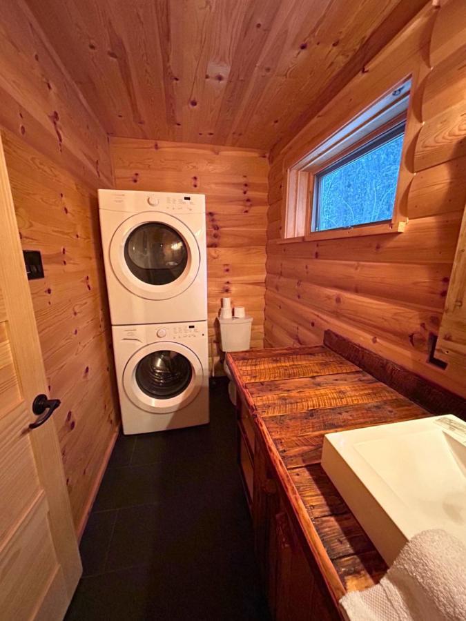 Husky - Chalets De Moh - Jacuzzi La Malbaie Ngoại thất bức ảnh